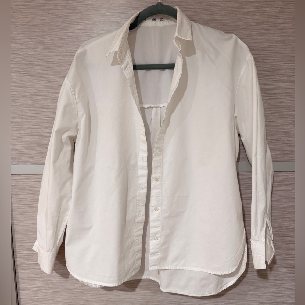 MANGO White Shirt in sz. 2/XS